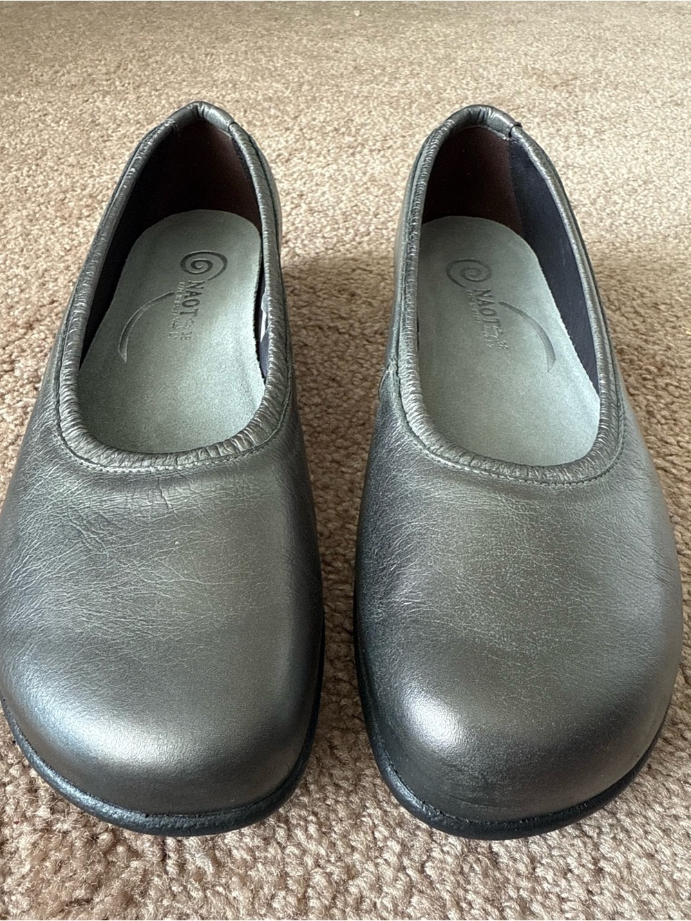 EUC Naot Taupo Leather Comfort Slip On Ballet Flats - Picture 6 of 12